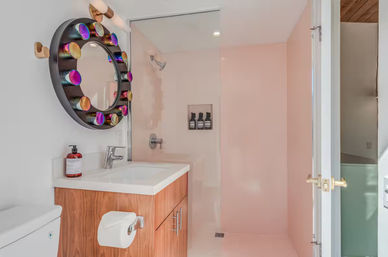 Pink Pool Paradise: Your Perfect Palm Springs Weekend Getaway image 8