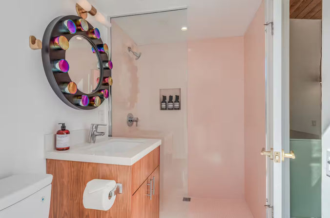 Pink Pool Paradise: Your Perfect Palm Springs Weekend Getaway image 8