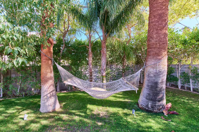 Pink Pool Paradise: Your Perfect Palm Springs Weekend Getaway image 34