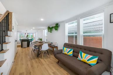 Retro Paradise: Charming Rental with Private Backyard + Hot Tub, 10 Min to Downtown image 9