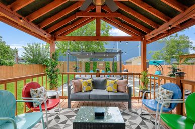 Retro Paradise: Charming Rental with Private Backyard + Hot Tub, 10 Min to Downtown image 45