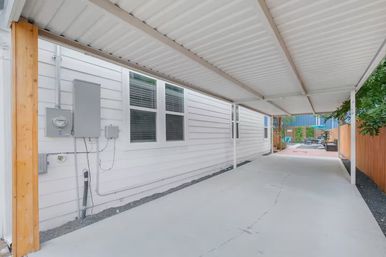 Retro Paradise: Charming Rental with Private Backyard + Hot Tub, 10 Min to Downtown image 33