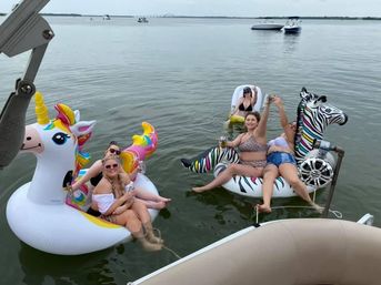 Unforgettable Sun Tracker Party Barge Rental on Lake Lewisville image 13
