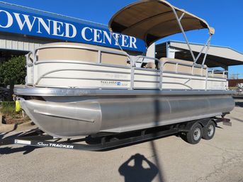 Unforgettable Sun Tracker Party Barge Rental on Lake Lewisville image 8