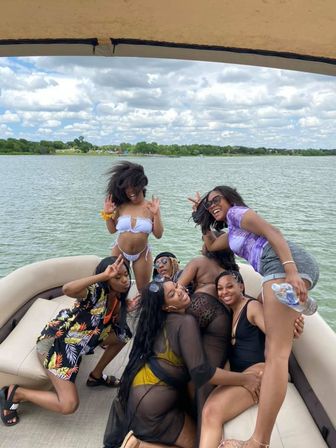 Unforgettable Sun Tracker Party Barge Rental on Lake Lewisville image 24