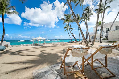 Emerald Wave Beachfront Estate: 10 Bedrooms with Pool & Private Beach Access image 39