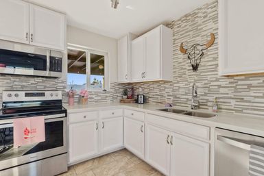 Desert Ranch Dream House: Heated Pool & Western Chic image 28