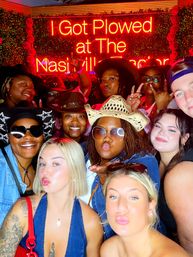 Nashville's Biggest & Wildest Public Party Tractor Tour image 22