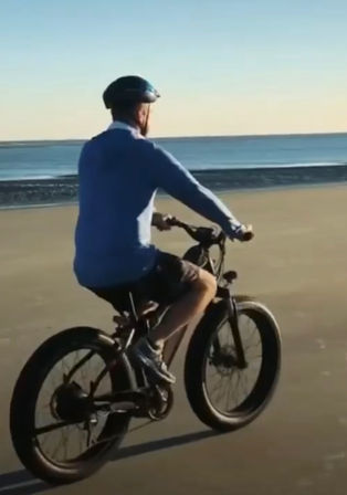 Full Day Insta-Worthy E-Bike Rental: Riding Through Beautiful Charleston image 7