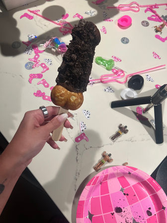 Gigglesticks Waffle Dessert Delivery: Mobile Insta-worthy Breakfast Full of Delicious Laughs image 11