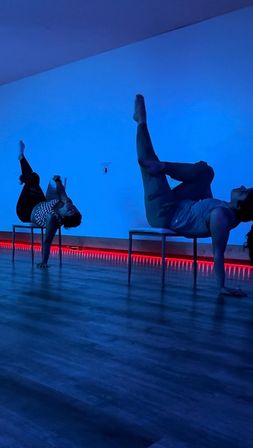 Private Group Dance Classes: Burlesque, Hip Hop, Chair Dance & More image 17