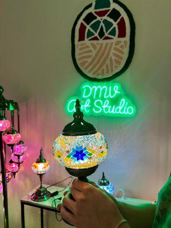Mosaic Lamp Workshop: Create Your Own Colorful DIY Lamp image 6