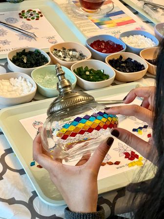Mosaic Lamp Workshop: Create Your Own Colorful DIY Lamp image 5