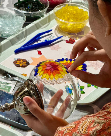 Mosaic Lamp Workshop: Create Your Own Colorful DIY Lamp image 1