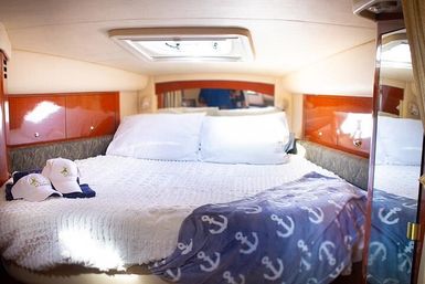 Dreamy Sunset Yacht Excursion with BBQ & Open Bar image 11