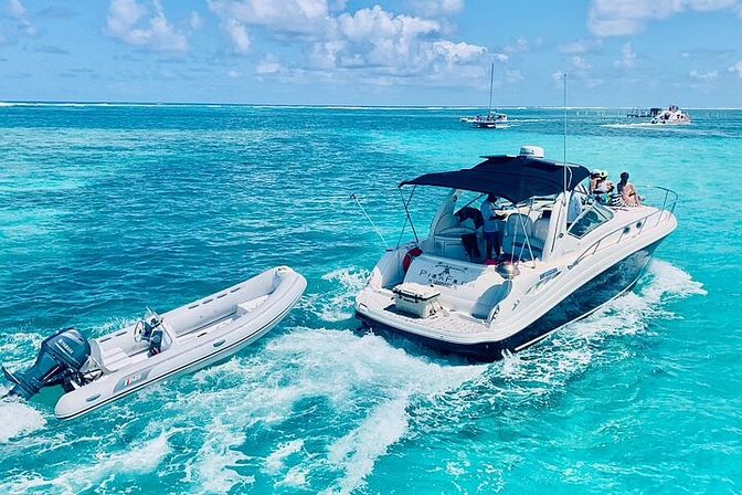 Dreamy Sunset Yacht Excursion with BBQ & Open Bar image 6