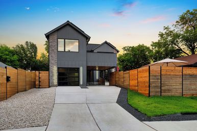 ArtHaus: Luxe East Austin Escape with Pool, Hot Tub + Firepit image 43