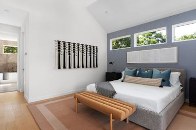 ArtHaus: Luxe East Austin Escape with Pool, Hot Tub + Firepit image 19