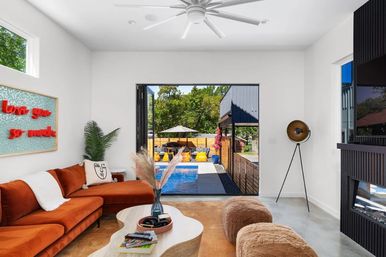 ArtHaus: Luxe East Austin Escape with Pool, Hot Tub + Firepit image 3