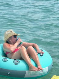 Crab Island Pontoon Charter Excursion image 12