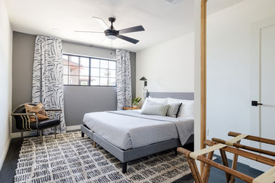 The Lounge Scottsdale: Indoor/Outdoor Living with Pool, Fire Pit & Grill image 11
