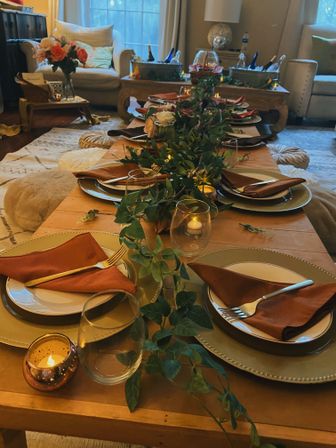 Luxury Picnic Setup in Savannah: Charcuterie Board, Wine, Games, Decor, and Speaker image 15