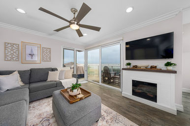 Mission Beach 4 Bedroom Rental: Wave Hello to Paradise! image 11