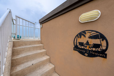 Mission Beach 4 Bedroom Rental: Wave Hello to Paradise! image 45