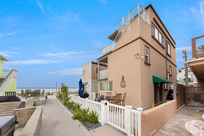 Mission Beach 4 Bedroom Rental: Wave Hello to Paradise! image 57