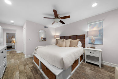 Mission Beach 4 Bedroom Rental: Wave Hello to Paradise! image 36