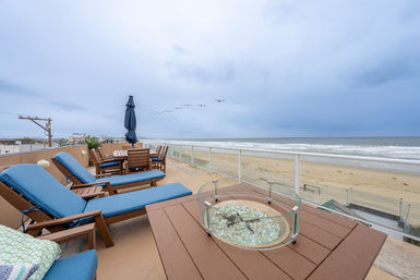 Mission Beach 4 Bedroom Rental: Wave Hello to Paradise! image 3