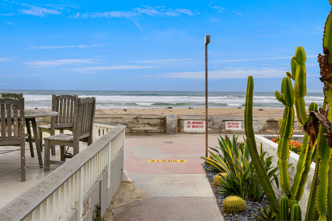 Mission Beach 4 Bedroom Rental: Wave Hello to Paradise! image 5