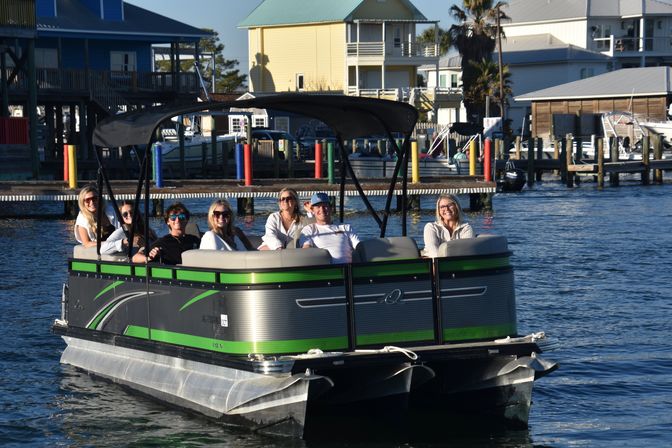 Orange Beach Boat Rentals with Bluetooth Sound System & Shaded Seating On Board (Up to 12 Passengers) image 1