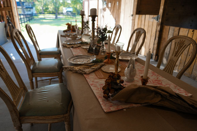 VIP Dine & Dip Experience at Charming Farmhouse: Custom Menus with Private Mixologist and Insta-Worthy Photo-Ops image 8
