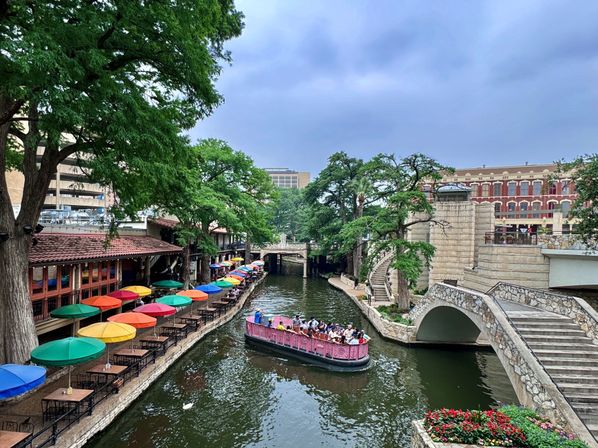 Best of Riverwalk: San Antonio Food & Sightseeing Tour image 1