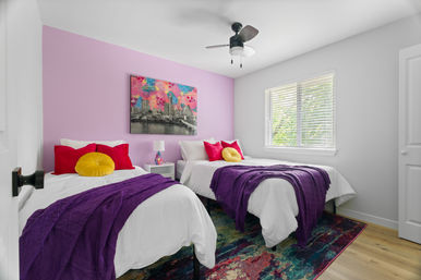 Colorful, Insta-Worthy Dreamhouse for Bachelorettes, Birthdays and Girls' Trips image 20