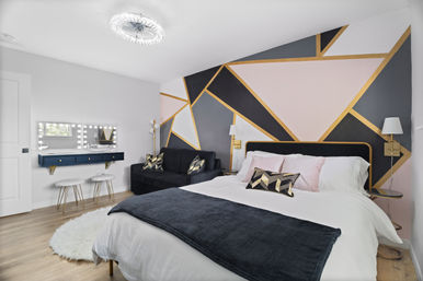 Colorful, Insta-Worthy Dreamhouse for Bachelorettes, Birthdays and Girls' Trips image 28