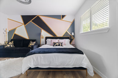 Colorful, Insta-Worthy Dreamhouse for Bachelorettes, Birthdays and Girls' Trips image 29