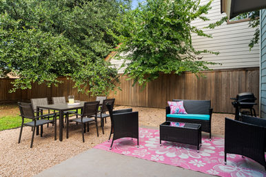 Colorful, Insta-Worthy Dreamhouse for Bachelorettes, Birthdays and Girls' Trips image 33