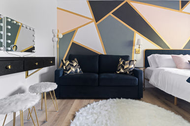 Colorful, Insta-Worthy Dreamhouse for Bachelorettes, Birthdays and Girls' Trips image 27