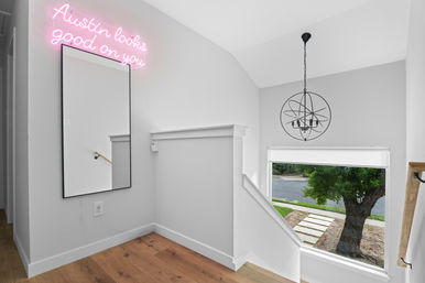 Colorful, Insta-Worthy Dreamhouse for Bachelorettes, Birthdays and Girls' Trips image 19