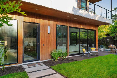 Casa Sol: Rooftop Fire Pit, Pool & Hot Tub in East Austin image 32