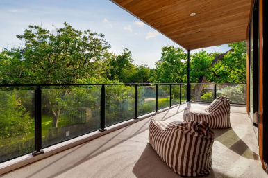 Casa Sol: Rooftop Fire Pit, Pool & Hot Tub in East Austin image 25