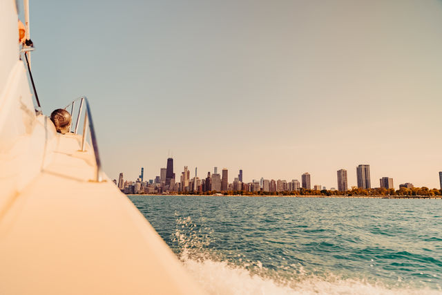 Yacht Party on Lake Michigan: 40' Sea Ray Yacht Charter image 4