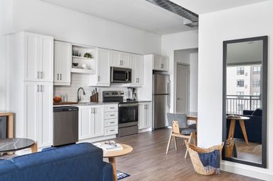 Sentral SoBro: Walk to Broadway, Rooftop Pool + Fire Pit image 28