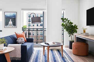 Sentral SoBro: Walk to Broadway, Rooftop Pool + Fire Pit image 9