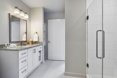 Sentral SoBro: Walk to Broadway, Rooftop Pool + Fire Pit image 32