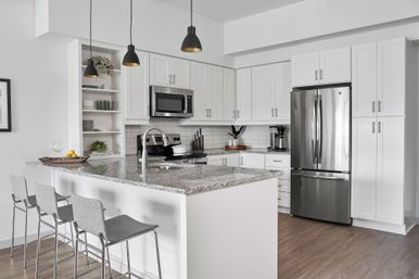 Sentral SoBro: Walk to Broadway, Rooftop Pool + Fire Pit image 24