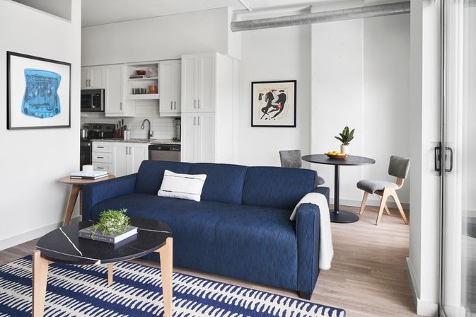 Sentral SoBro: Walk to Broadway, Rooftop Pool + Fire Pit image 6