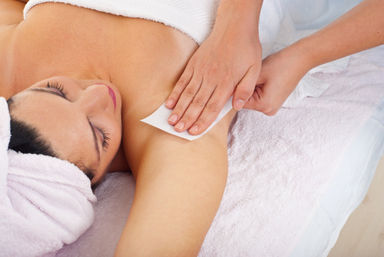 Sky Nails & Spa of South Beach: Supreme Experience with Wine or Prosecco image 4